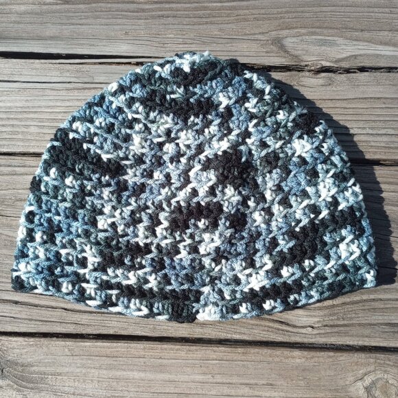 Men's Beanie Hat Handmade Smokey Water Black Gray Crochet Hiking Fishing OS - Picture 7 of 9